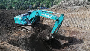 รถแม็คโครรับจ้างรับร่อ